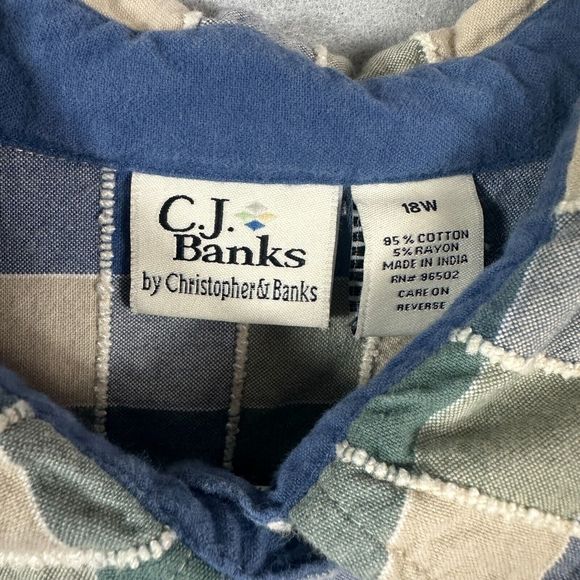 CJ Banks Womens Button Up Shirt Quilt Blue Green Shirt Size 18W Long Sleeve - Picture 3 of 13